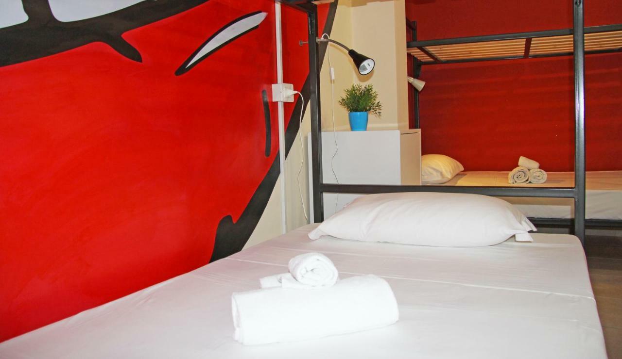 Urban Pop 2 Bed & Breakfast