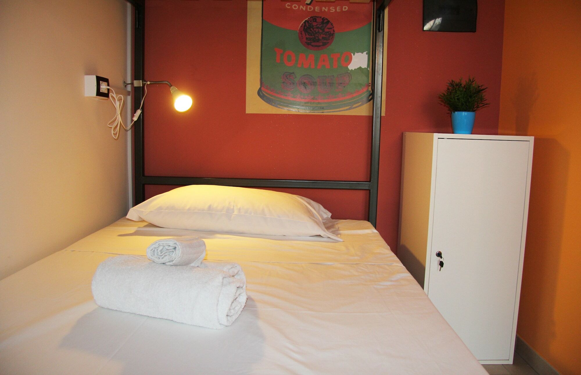 Urban Pop 2 Bnb Bed & Breakfast *